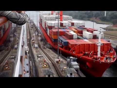 Panama Canal Ship Crash!! MUST SEE