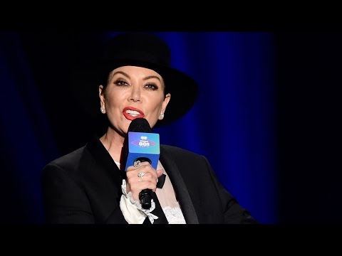 Kris Jenner Gets Badly Booed During iHeart80s Concert