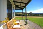 RELAX ON THE DECK: A RIVER BED - STUDIO in Aireys Inlet