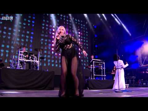 Clean Bandit. Live at BBC Radio 1s Big Weekend, Norwich 2015