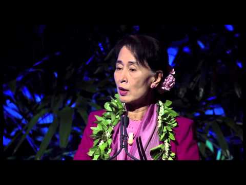 Aung San Suu Kyi speaks to Hawaii students