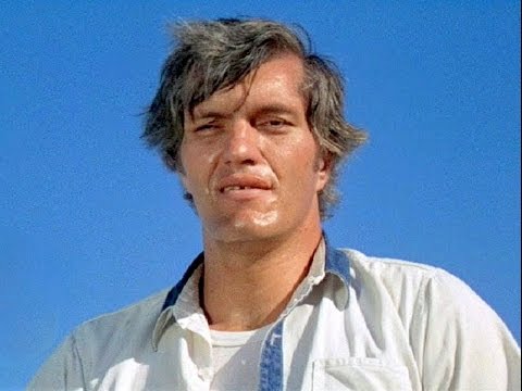 Actor Richard Kiel in THE LONGEST YARD