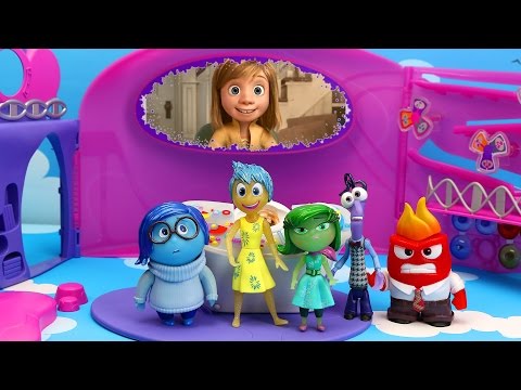 Inside Out Headquarters Complete Toy Set. Joy, Disgust, Fear, Sadness & Anger. DisneyToysFan.