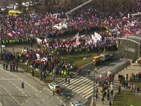 Raw: Warsaw Protest Draws Tens of Thousands