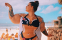 The fabulous Tess Holliday flexing at Mooloolaba.