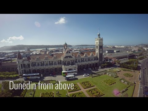 Beautiful Dunedin, New Zealand, from above! In 4K!