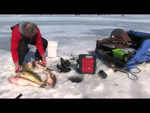 insane ice fishing!  lake erie walleyes