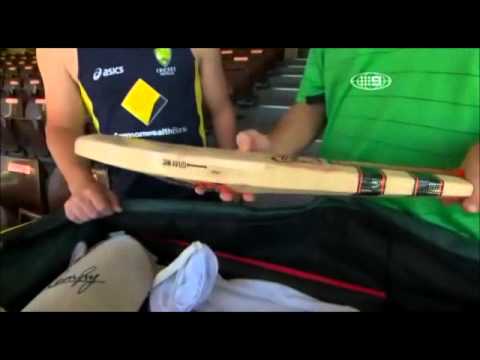 David Warner's Kit Bag - The Cricket Show 6th January 2012