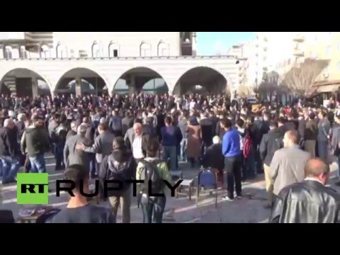 Water cannons & teargas: Turkish forces clash with protesters in Diyarbakir