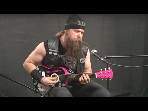 Zakk Wylde Plays Black Sabbath on Hello Kitty Mini-Guitar