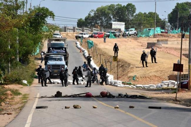 2016-02_Barrancabermeja_barricadas