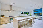 KITCHEN: CORPORATE BOARDIES BEACH RETREAT KINGSCLIFF in Kingscliff