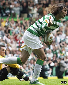 Giorgios Samaras wheels away in celebration