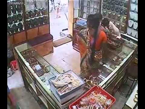 Daylight Robbery in Jewellery Shop at Kerala