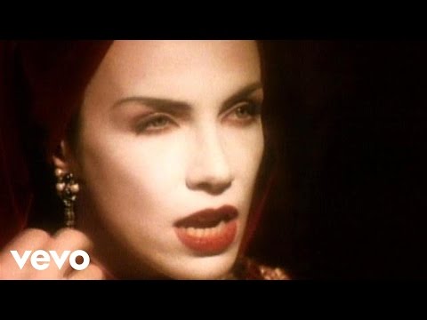 Annie Lennox - Walking on Broken Glass