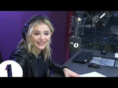 Chloë Grace Moretz and Grimmy's Karaoke