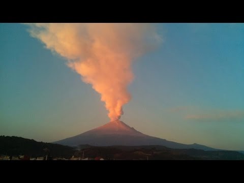 #Breaking News: Popocaptepetl Volcano in Mexico erupts again