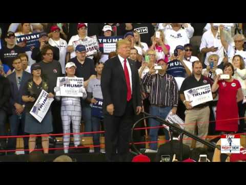 Woman Faints at Donald Trump Rally in Orlando, FL (3-5-16)