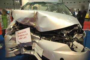 Car collision test of Japan