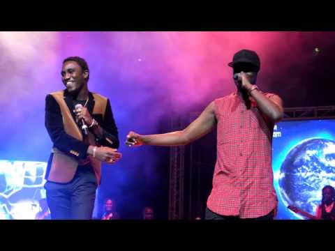 LA REVOLUTION ACTE 2: Fata et Wally Seck NGUENTE au Grand Theatre National (5 decembre 2015)