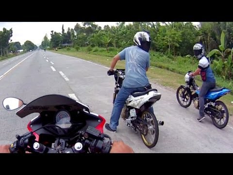 Drag Race Honda CBR 150 vs Suzuki RAIDER Belang SATRIA FU 150