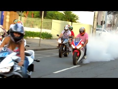 Honda CBR 1000RR HRC Burnout, 600RR & Bandit Wheelie, GSXR750 ZX6R S1000RR R6 - Loud Sounds