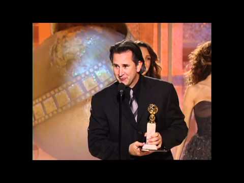 Anthony LaPaglia Wins Best Actor TV Series Drama - Golden Globes 2004