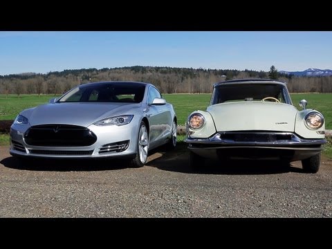 2013 Tesla Model S vs 1956 Citroën DS-19! Head 2 Head Episode 29