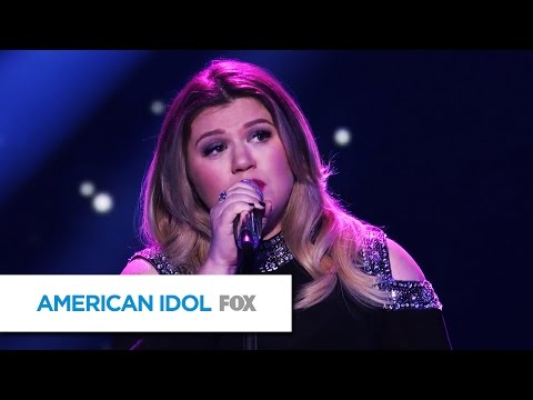 Kelly Clarkson Performs "Piece by Piece" - AMERICAN IDOL