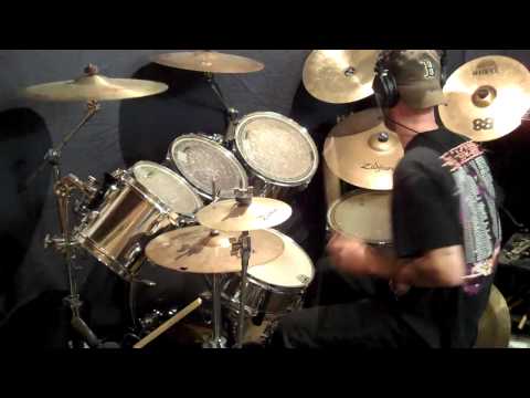 Iron Maiden - Hallowed Be Thy Name - Drum Cover by Andy Jones [HD]