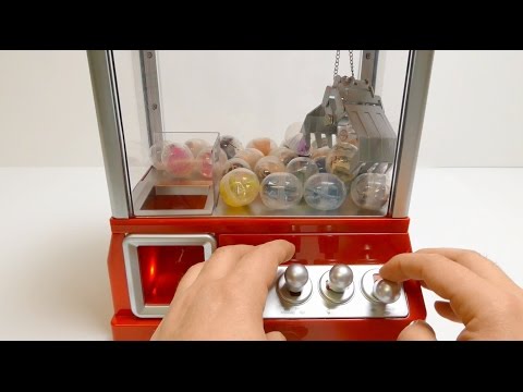 Toys Grab Candy Machine with Surprise Toys ガムボールマシーン