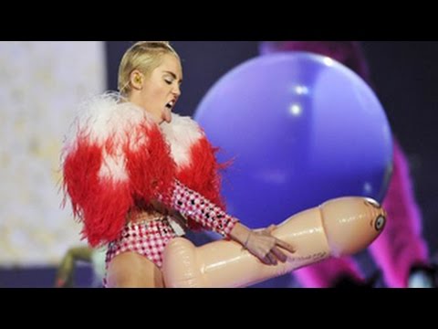 Miley Cyrus Worst Moments – Twerking, Crying, Fighting With Paparazzi, Controversies & More