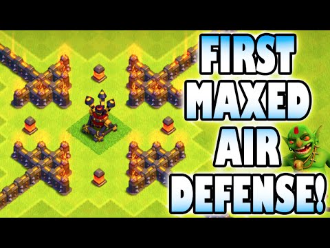 Clash of Clans - FIRST AIR DEFENSE DONE! "MAXING OUT AIR DEFENSES!" Farming Up the Millions!