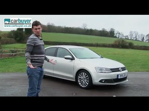 Volkswagen Jetta saloon review - CarBuyer