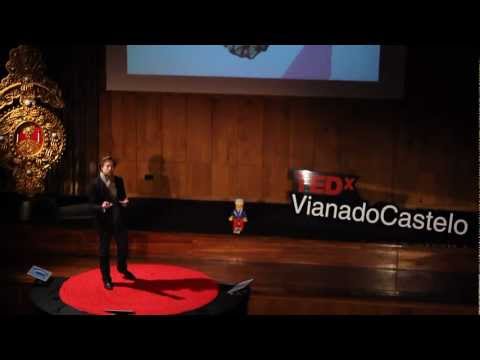 Sailing in the perfect Storm of User-Generated Content: Peter Esperson at TEDxVianadoCastelo