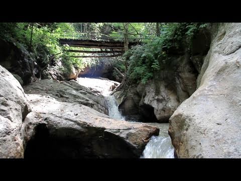 Relaxing Waterfall - 8 Hours - Meditation Calm Peace Serenity Nature Relaxation Sound Relajación