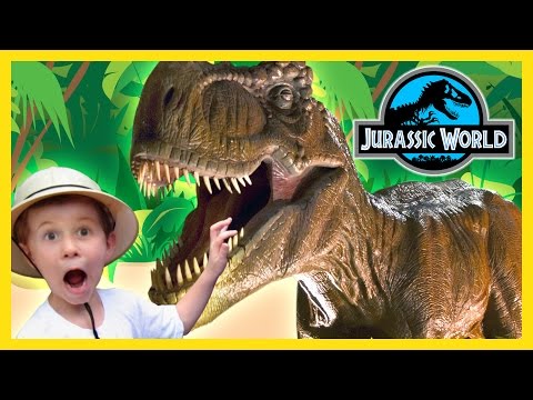 GIANT LIFE SIZE DINOSAURS Jurassic Quest Family Fun Amusement Park & Surprise Toy Opening Kids Video