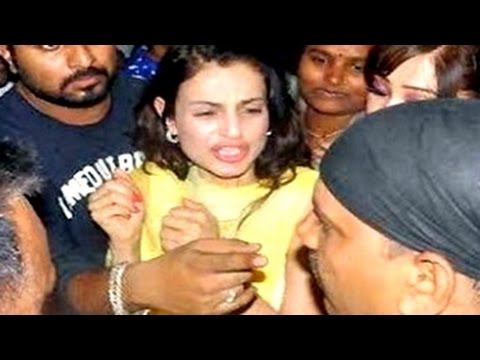 Bollywood actress MOLESTED in PUBLIC  | UNCUT VIDEOS | Survi Chatterjee, Ameesha Patel & MORE!