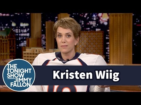 Jimmy Interviews Peyton Manning (Kristen Wiig)