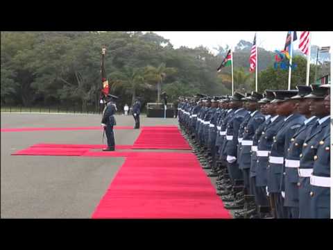 US President Barack Obama inspects guard of honour at State House