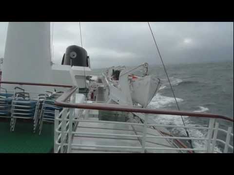 MS Lofoten rolling through the Barents Sea - Hurtigruten