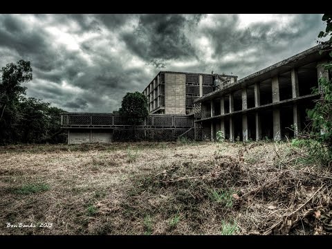 SECRET GOVERNMENT FACILITY IN WOODS  (ABANDONED)