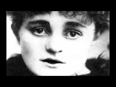 "William Butler Yeats "The Rose Tree" Maud Gonne virtualy recites   Poem animation