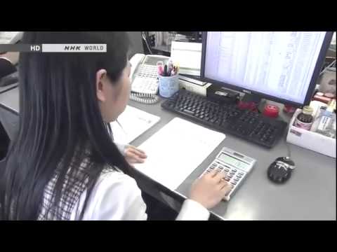 Japanese Girl Uses a Calculator Faster Than Anybody Else