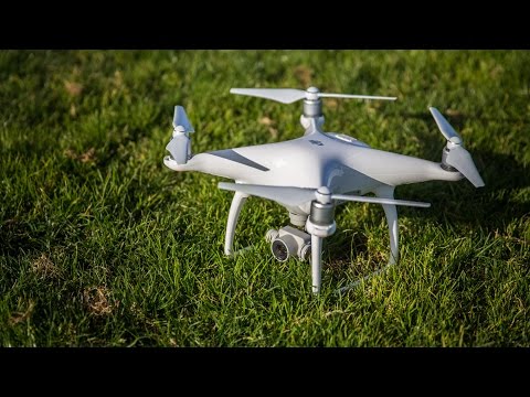 Hands-On with DJI's Phantom 4 Quadcopter Drone!