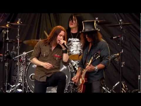 Slash (Feat. Myles Kennedy) - Sweet Child O' Mine & Rocket Queen [Live High Voltage 2011 HD 1080p]