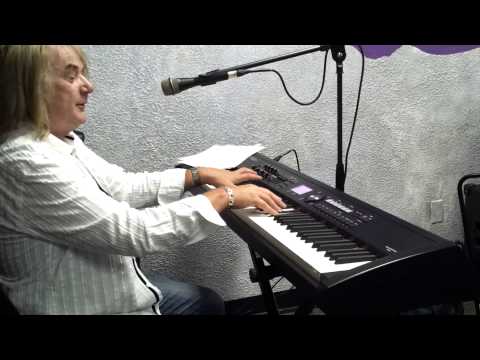 Geoff Downes of Asia teaching us Heat of Moment