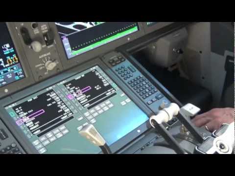 Boeing 787 Dreamliner cockpit and cabin tour Dubai Airshow 2011 HD