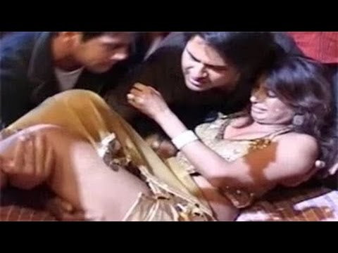 Bollywood MOST FUNNY & EMBARRASSING Moments | Bollywood Most EMBARRASSING Moments 2015