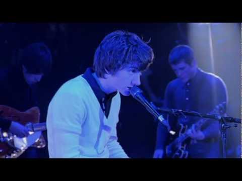 Arctic Monkeys - 505 Live